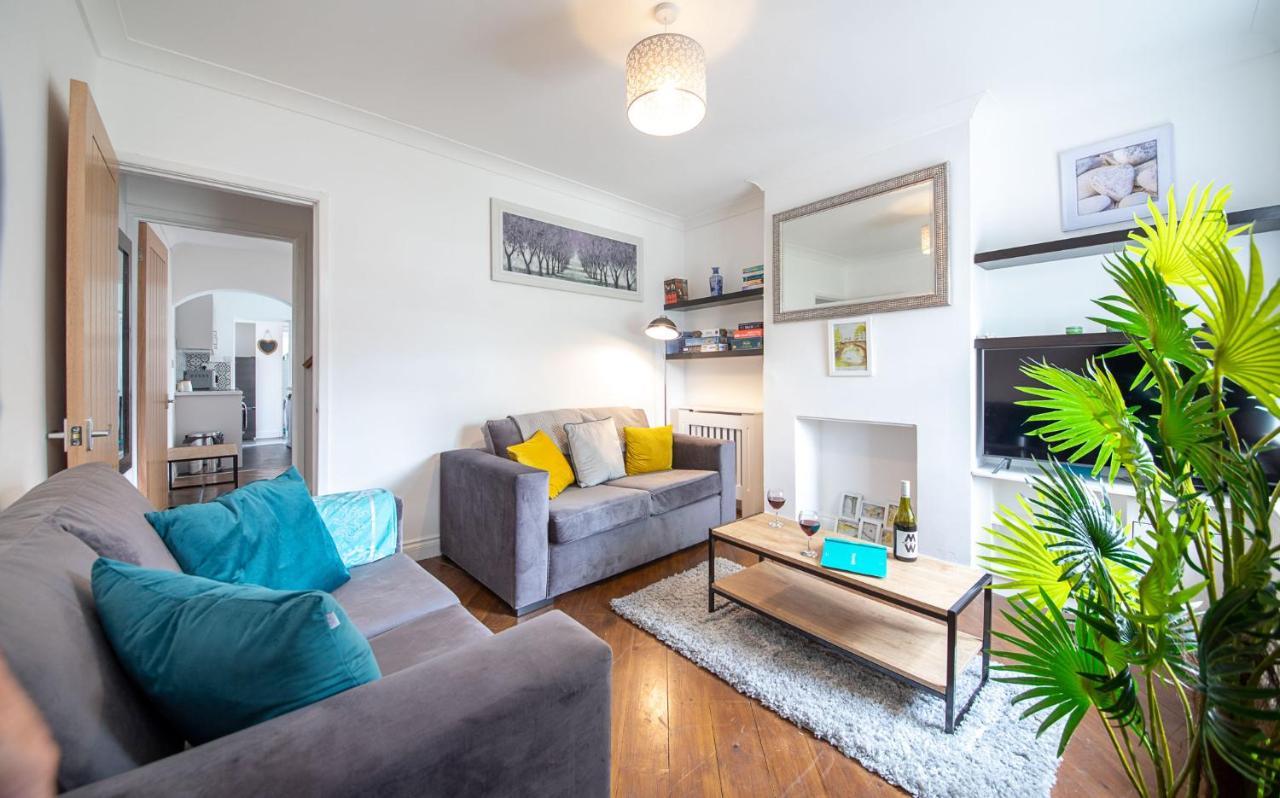Bright 3 Bedroom Townhouse Near City Centre Νόργουιτς Εξωτερικό φωτογραφία